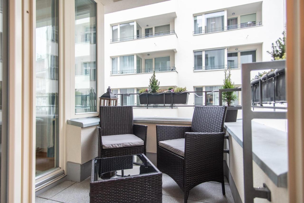 Apartment With Balcony Prague Exterior photo