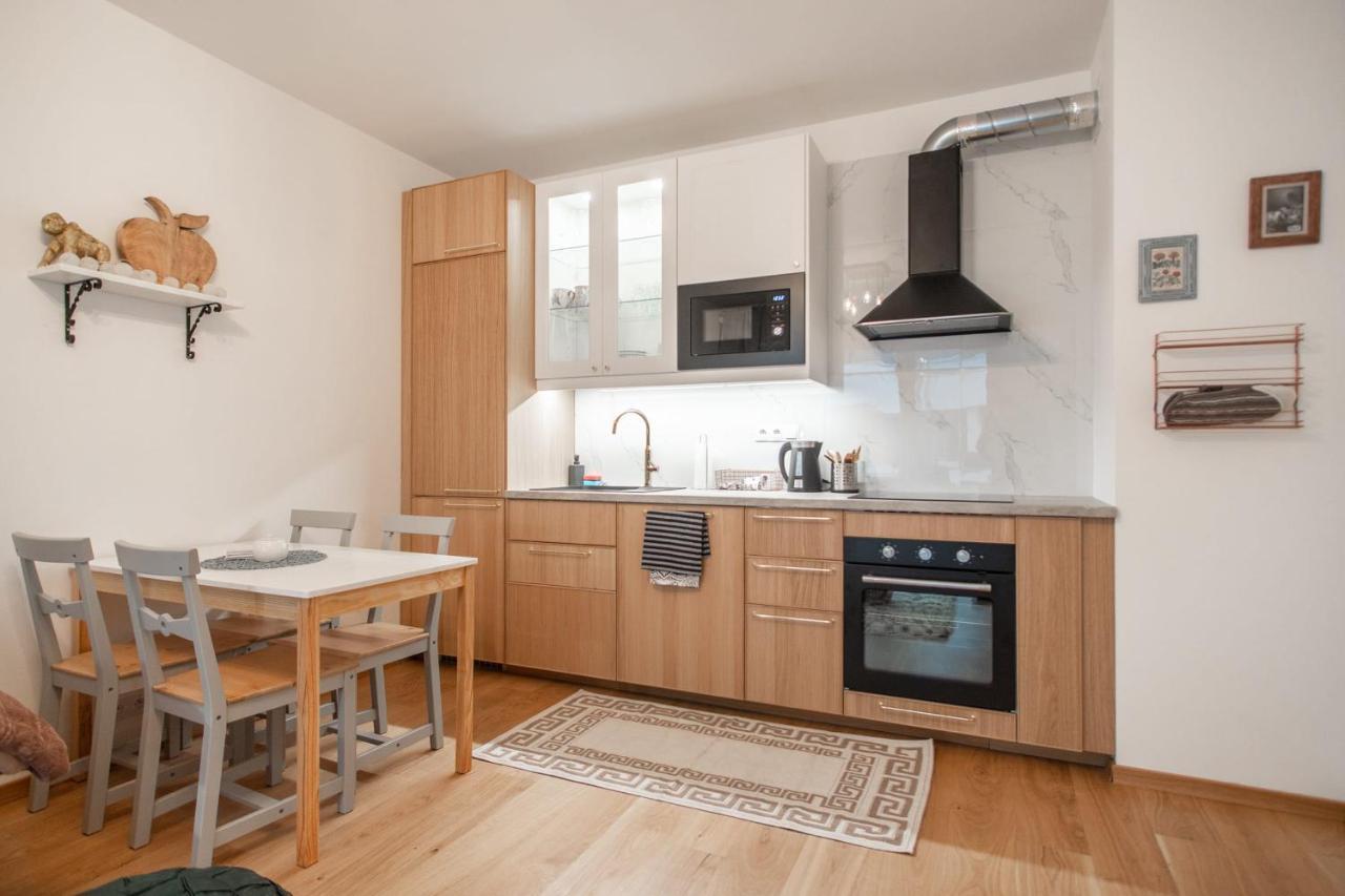 Apartment With Balcony Prague Exterior photo